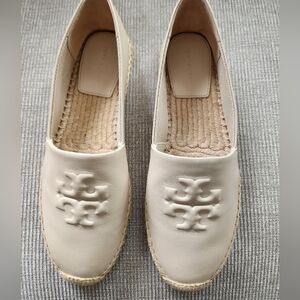NWT!!! ESPADRILTORY BURCH EVERLY LEATHER - SIZE 8 US